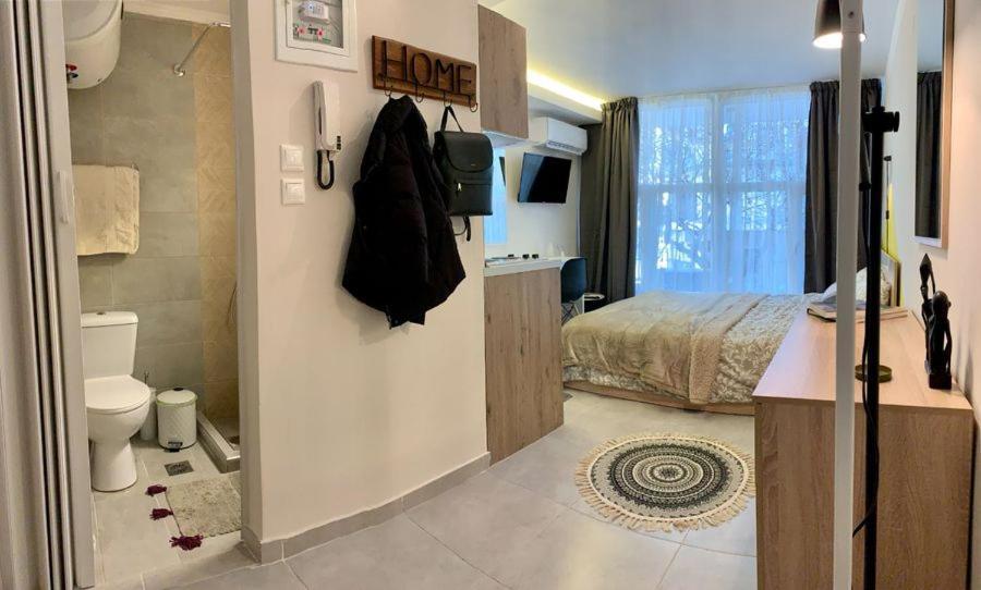 Center Deluxe Studio Tesalonika Bagian luar foto
